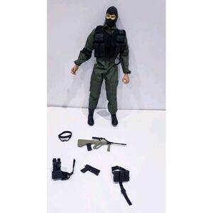 21st Century Toys Ultimate Soldier 12" Action Figure With Accessories